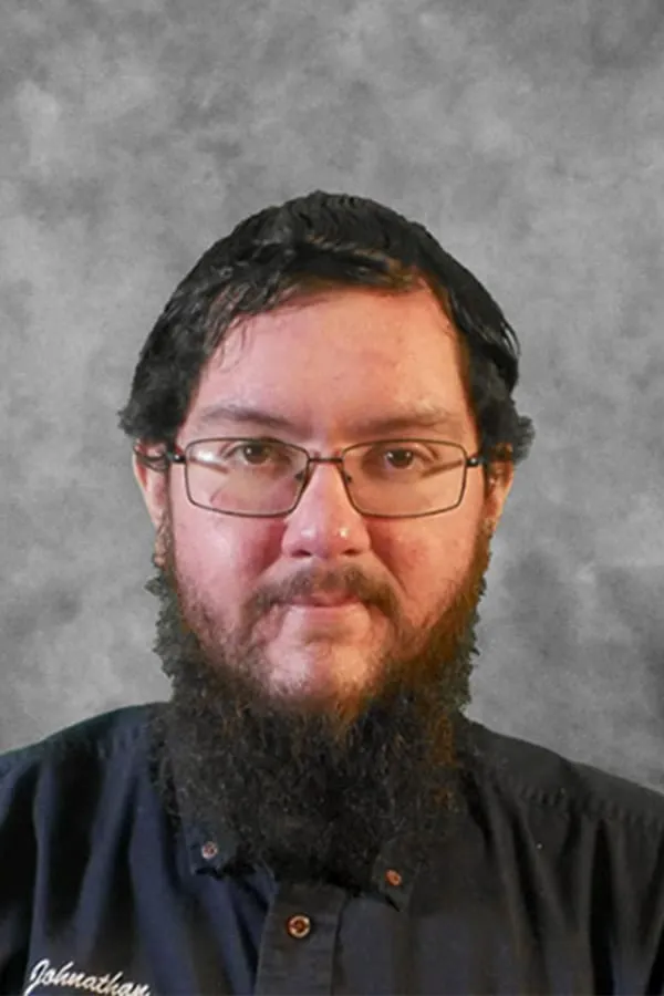 Johnathan Paredes